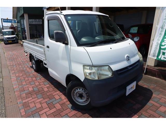 Toyota Light Ace Truck 3