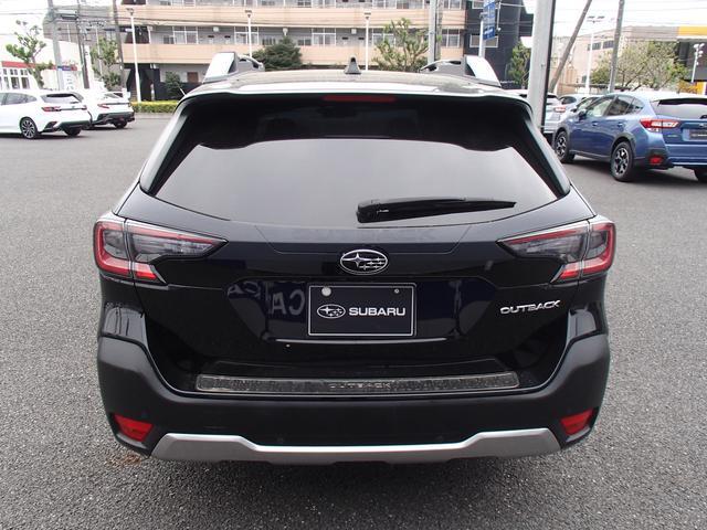Subaru Legacy Outback 5