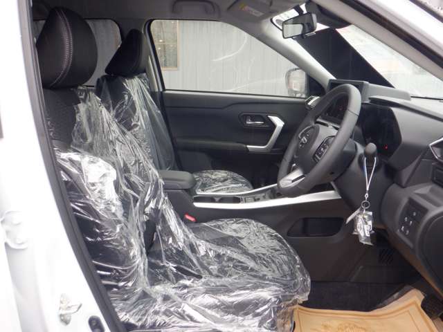 Daihatsu Rocky 12