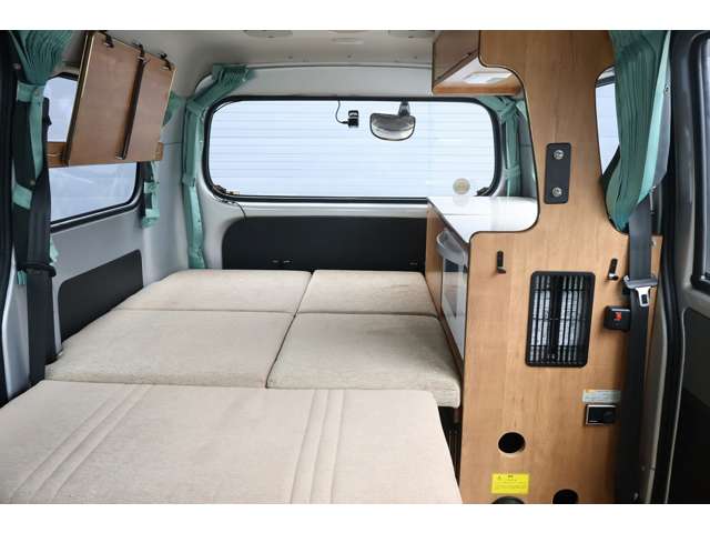Toyota Light Ace Van 4