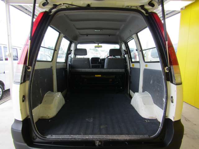 Toyota Town Ace Van 10