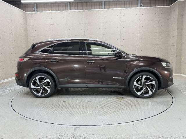 DS Automobiles DS 7 Crossback 12