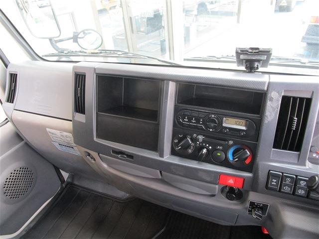 Isuzu Elf 11