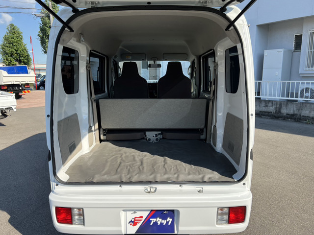 Suzuki Every 11