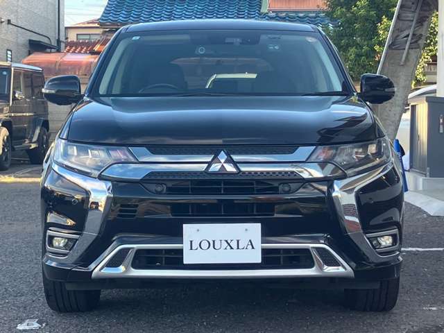 Mitsubishi Outlander PHEV 11