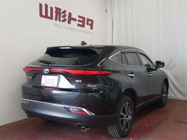 Toyota Harrier 4