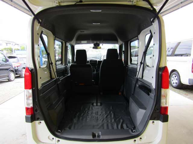Honda N-VAN 10