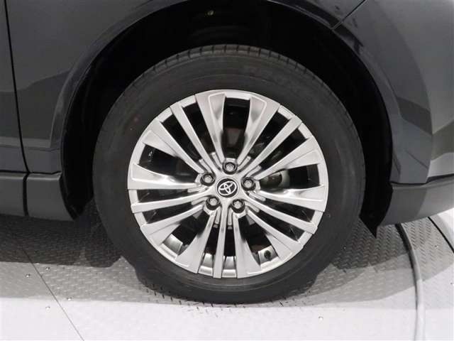 Toyota Harrier 6