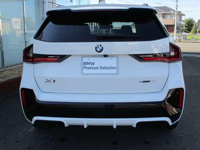 BMW X1 12