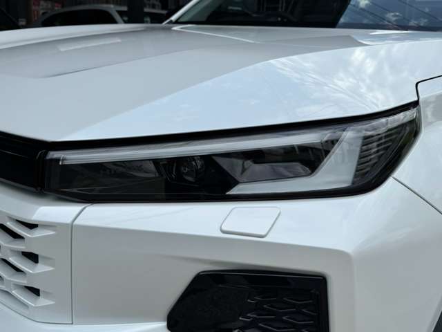Toyota Hilux 11