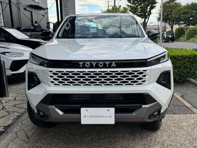 Toyota Hilux 6