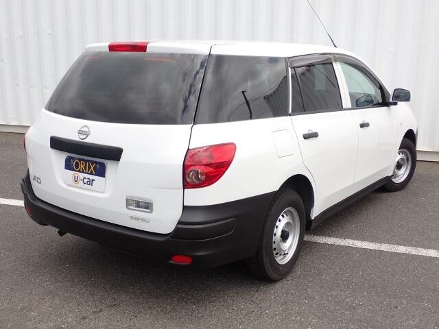 Nissan AD 6