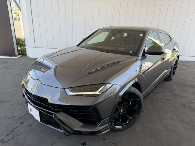 Lamborghini ウルス 2