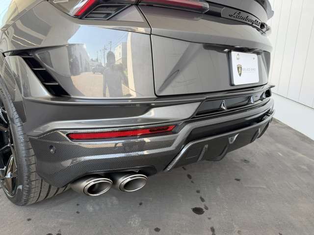 Lamborghini ウルス 7