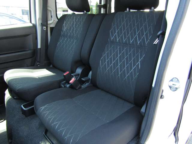 Daihatsu Atrai 8