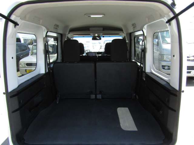 Daihatsu Atrai 10