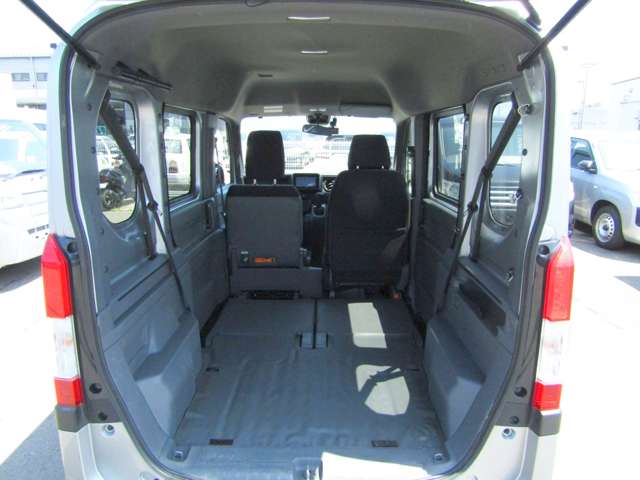 Honda N-VAN 10