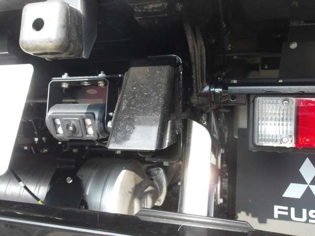 Mitsubishi Fuso Canter 11