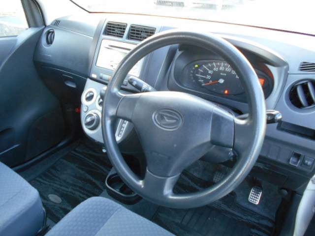 Daihatsu Mira 11