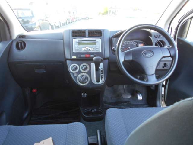 Daihatsu Mira 10