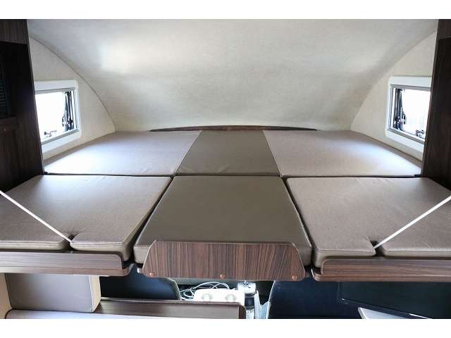 Toyota Camroad 7