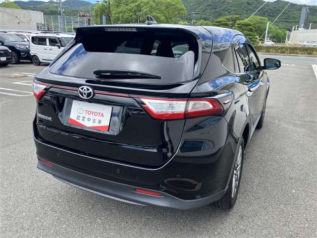 Toyota Harrier 6