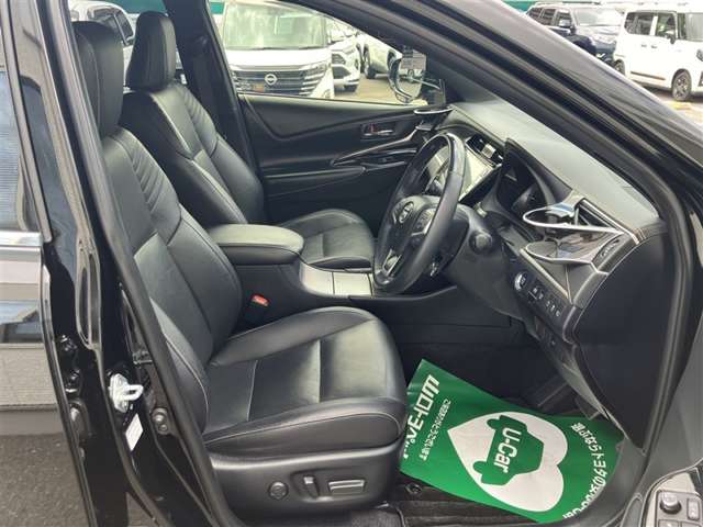 Toyota Harrier 8