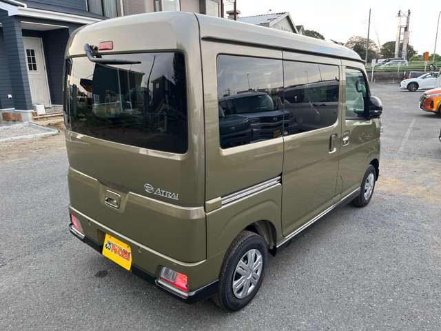 Daihatsu Atrai 11