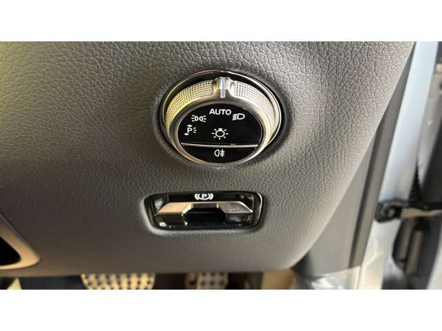 Mercedes-Benz GLC 10