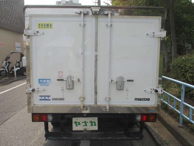 Mazda Bongo Truck 8