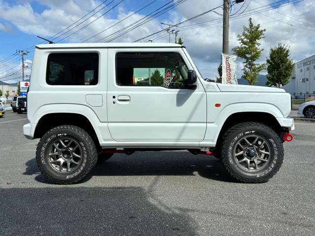 Suzuki Jimny 3