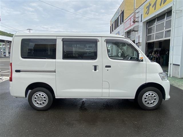 Toyota Town Ace Van 6