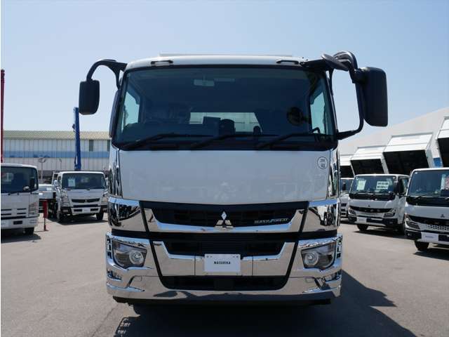 Mitsubishi Fuso Super Great 3
