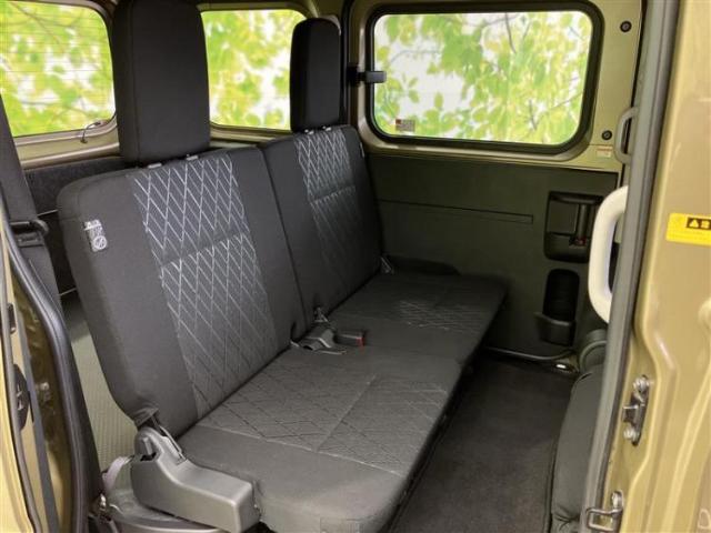 Daihatsu Atrai 7