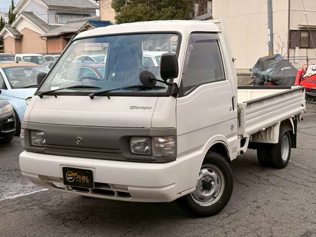 Mazda Bongo Truck 3