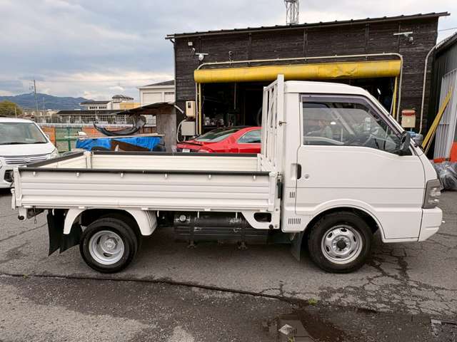 Mazda Bongo Truck 5