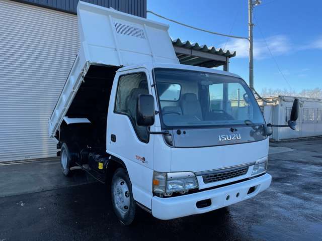 Isuzu Elf 2