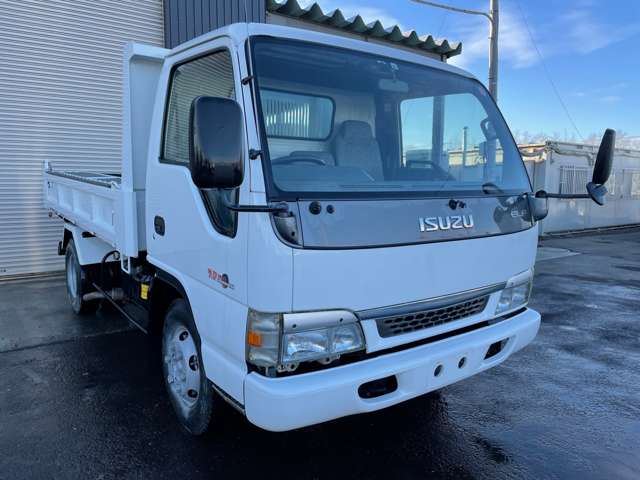 Isuzu Elf 4