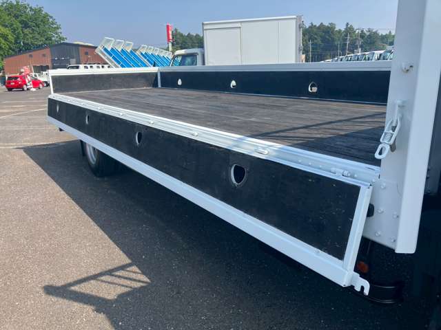 Mitsubishi Fuso Canter 12