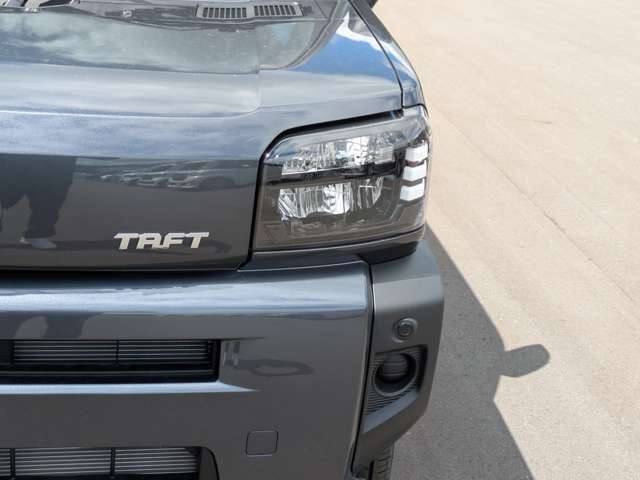 Daihatsu Taft 10