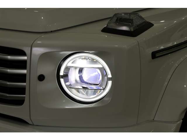Mercedes-Benz G-Class 11