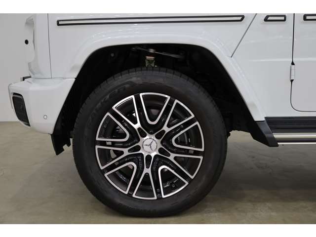 Mercedes-Benz G-Class 7