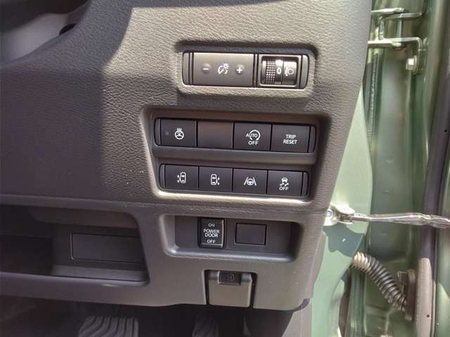 Mitsubishi Delica Mini 11