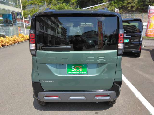 Mitsubishi Delica Mini 4