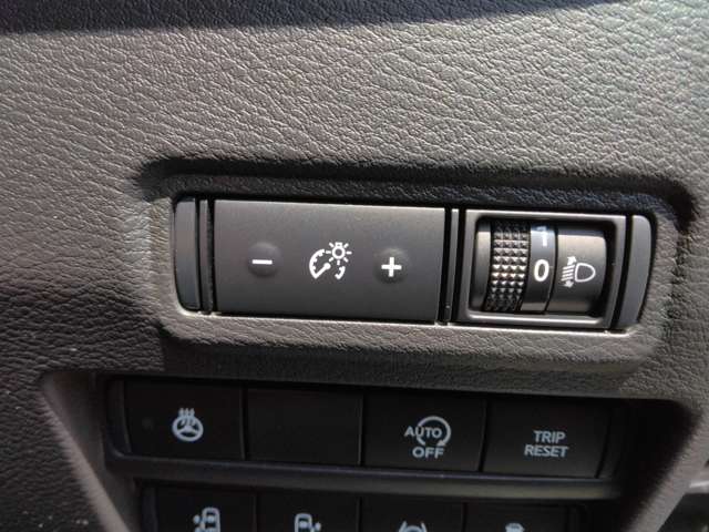 Mitsubishi Delica Mini 8
