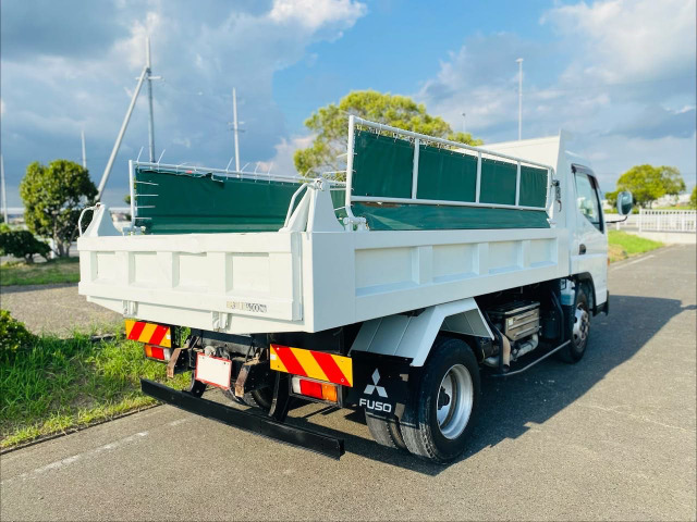 Mitsubishi Fuso Canter 3