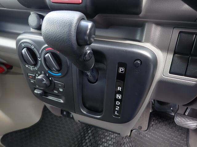 Suzuki Every 11