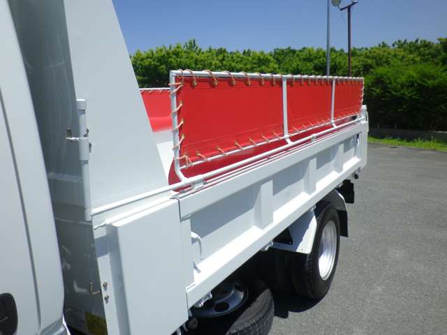 Hino Dutro 6