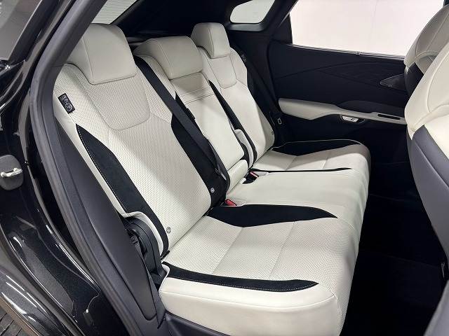 Lexus RX 12