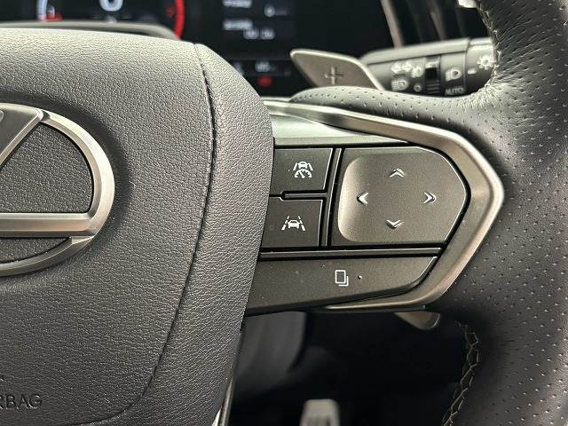 Lexus RX 8